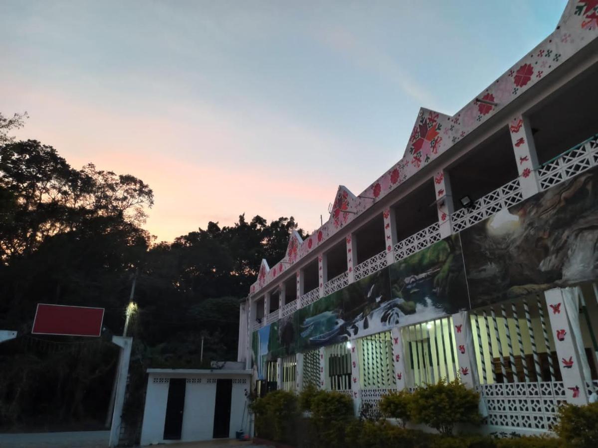 Hotel Estrella Huasteca Aquismon エクステリア 写真