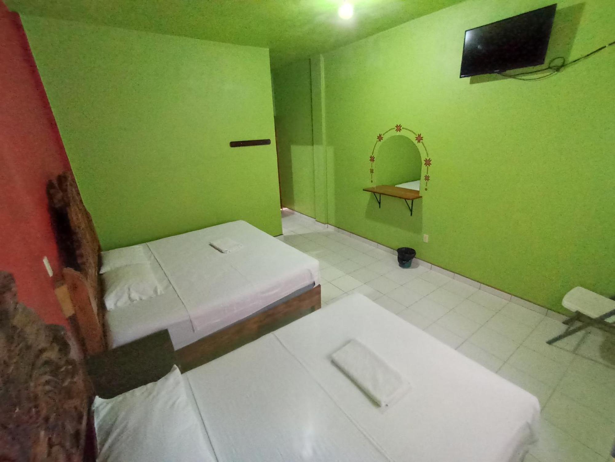Hotel Estrella Huasteca Aquismon エクステリア 写真